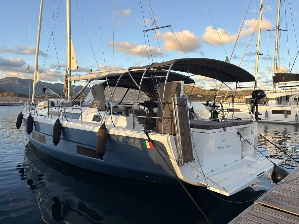 Dufour 470 Alyss in Portisco, Marina di Portisco