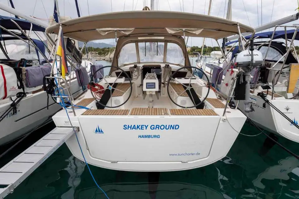 Dufour 360 GL Shakey Ground in Golfo Aranci Marina Dell’Isola