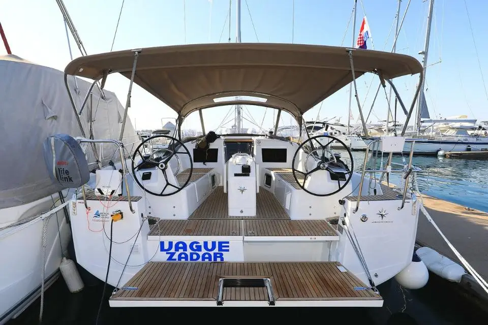 Sun Odyssey 410 Vague in Marina Zadar (ex. Tankerkomerc)