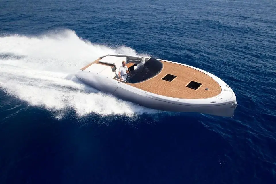 Frauscher 1017 GT Adriatic Falcon in Marina Kastela