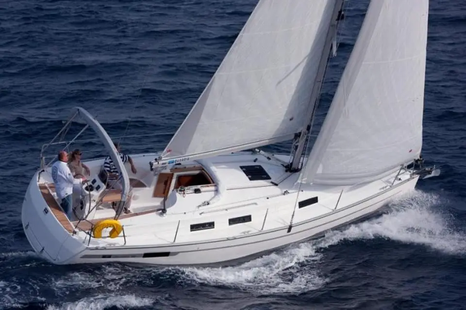 Bavaria Cruiser 32 Sax in ACI Marina Trogir