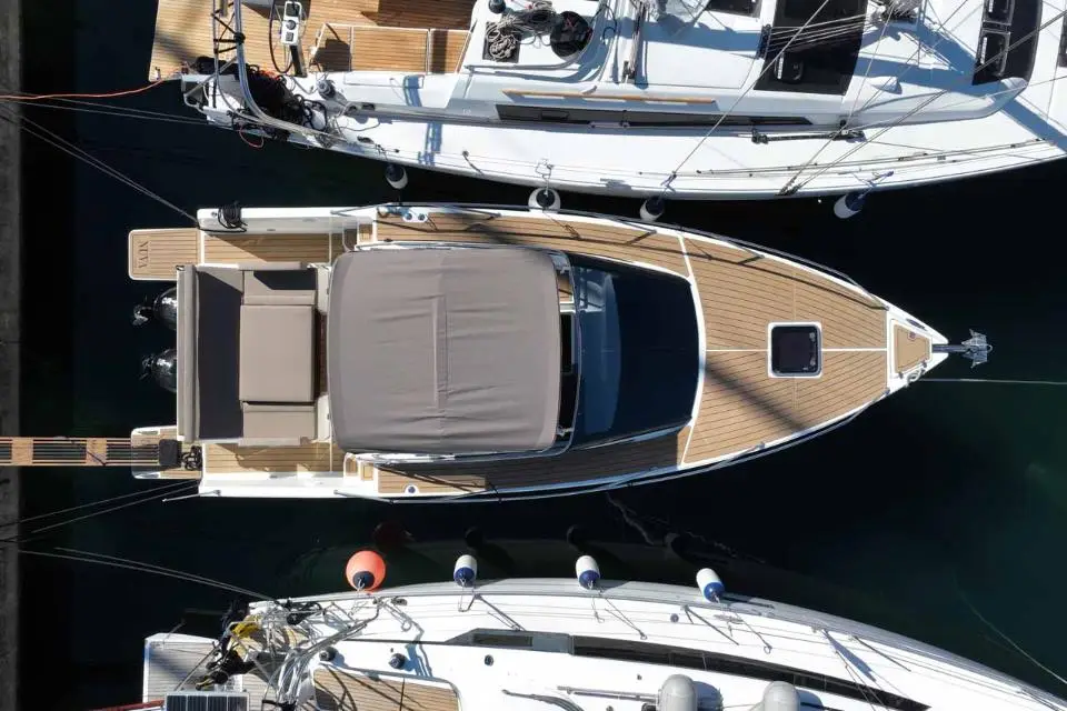 Nuva M9 Cabin Babac in Marina Kornati, Biograd