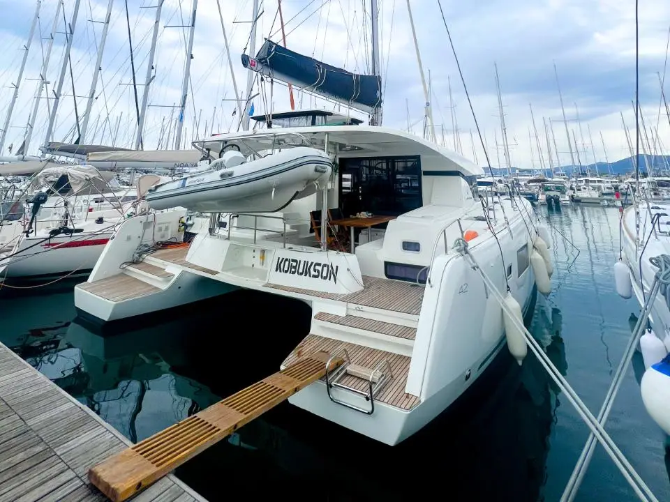 Lagoon 42 Kobukson in Marina Kastela