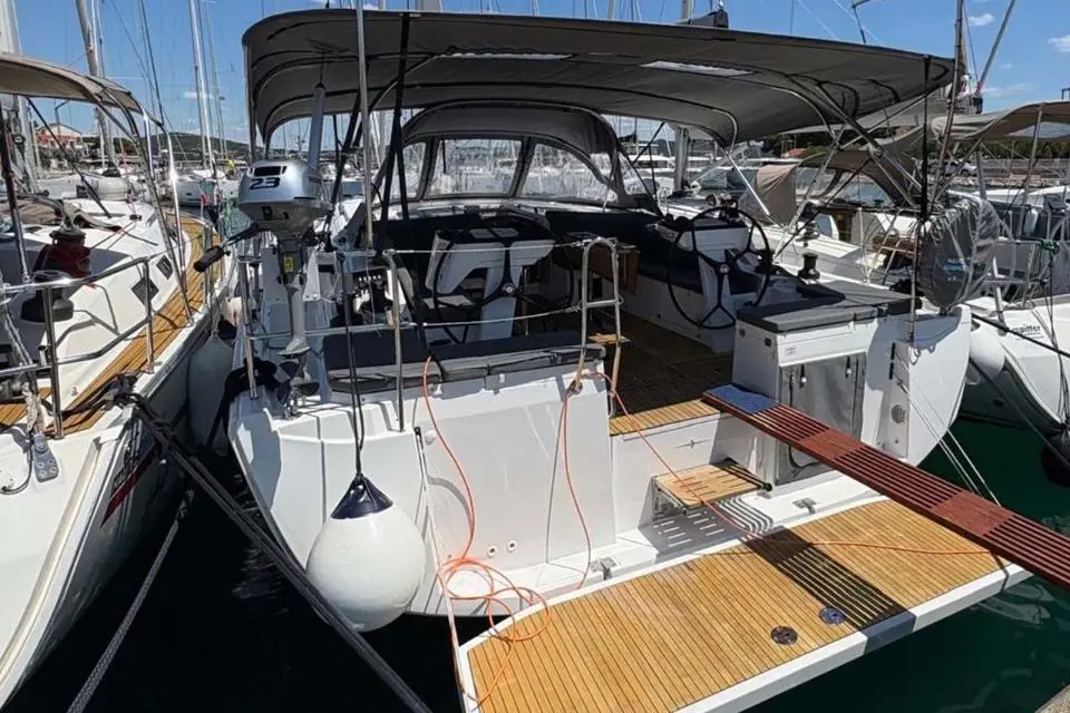 Bavaria C46 Ara in Trogir, Marina Trogir (ex.SCT)