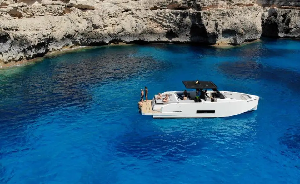 De Antonio D42 Open Eragon in Trogir, Yachtclub Seget (Marina Baotić)