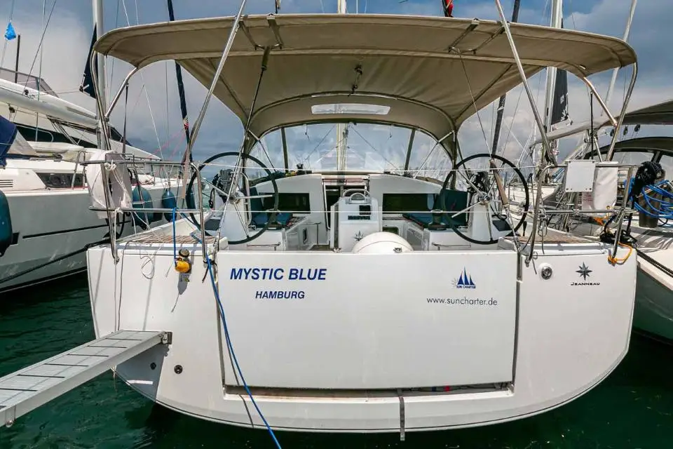Sun Odyssey 440 Mystic Blue in Corfu, Gouvia Marina
