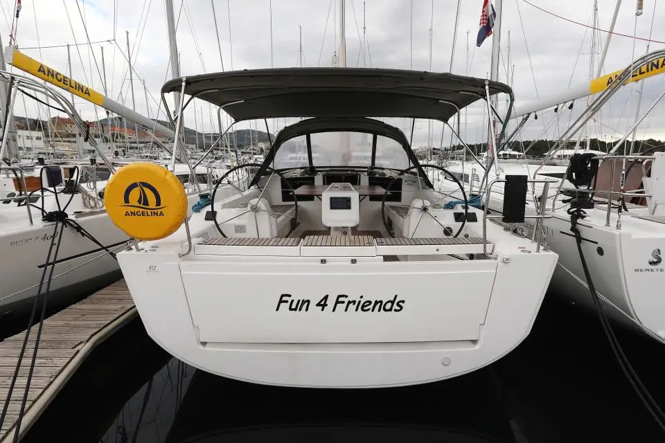 Dufour 412 GL Fun 4 Friends in Marina Kremik, Primosten