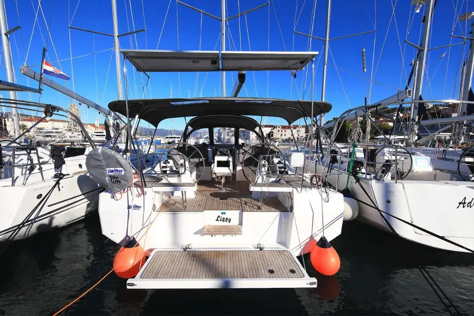 Bavaria C42 Style Lizzy in ACI Marina Trogir