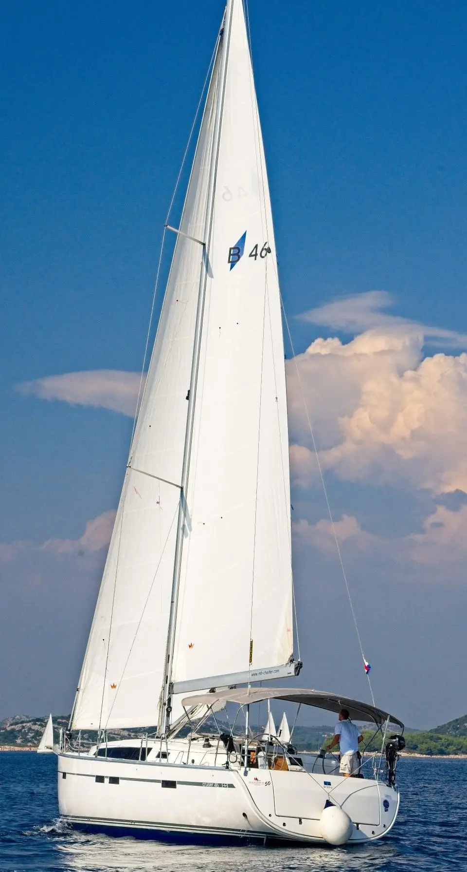Bavaria Cruiser 46 MH 48 in Marina Hramina, Murter