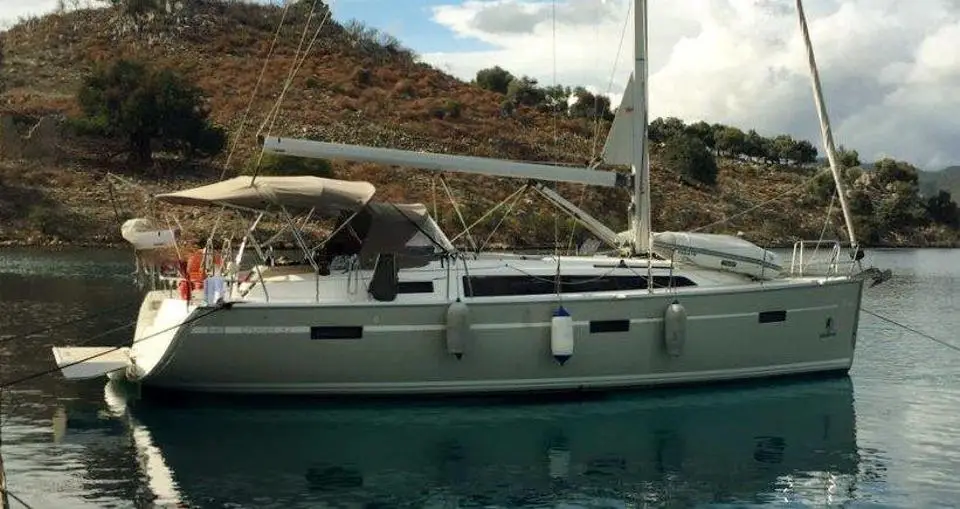 Bavaria Cruiser 37 Almira in Fethiye, Ece Saray Marina Resort