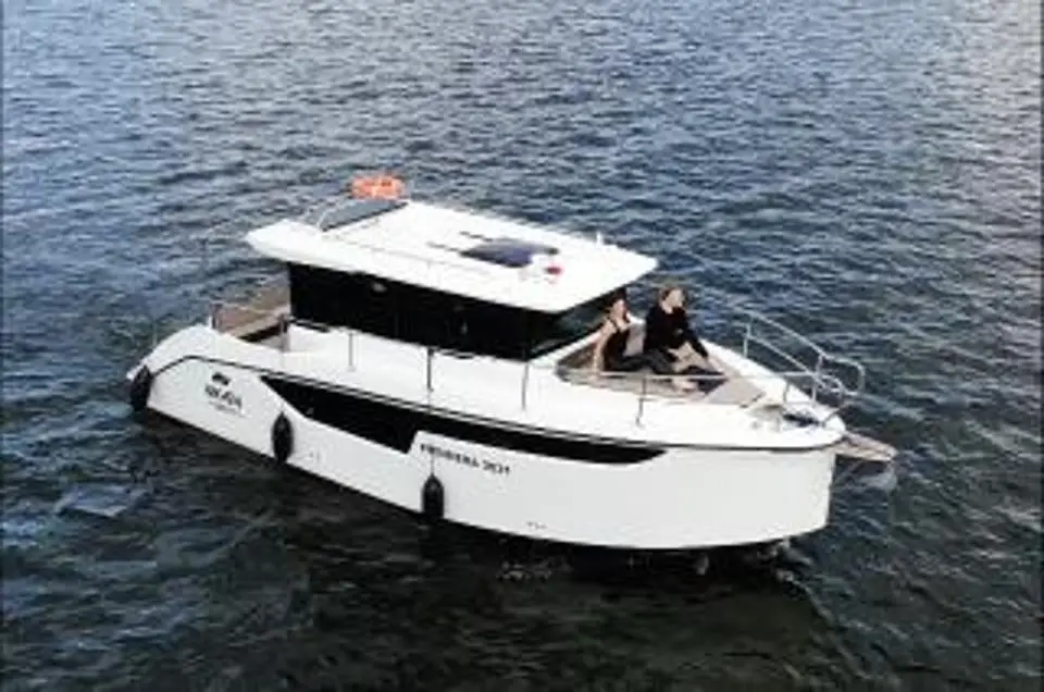 Nikhen Aquasun 34 Sedan LP Šolta in Trogir, Yachtclub Seget (Marina Baotić)