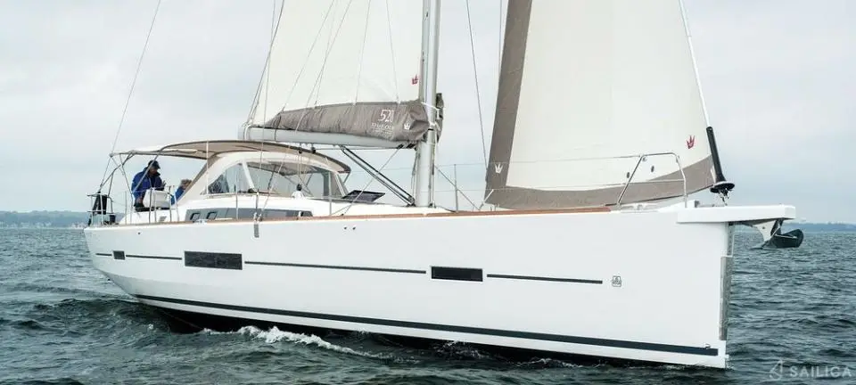 Dufour 520 GL Sunshine Planet in Marsala