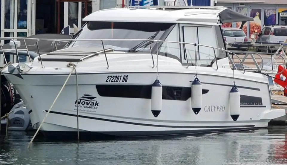 Merry Fisher 895 Calypso in Marina Kornati, Biograd