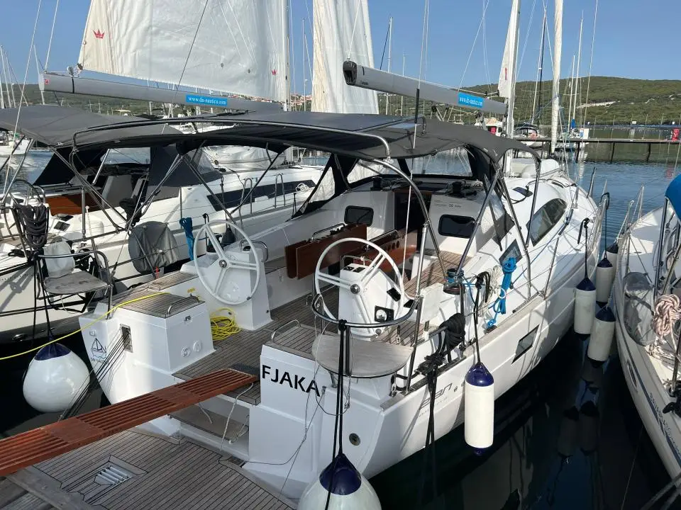 Elan Impression 45.1 Fjaka in Marina Punat, Krk