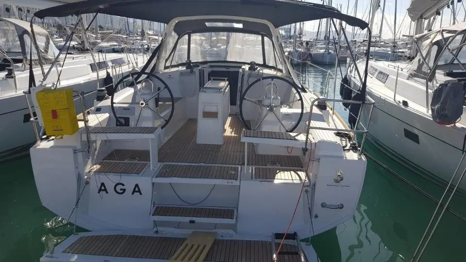 Oceanis 38.1 Aga in Marina Kornati, Biograd