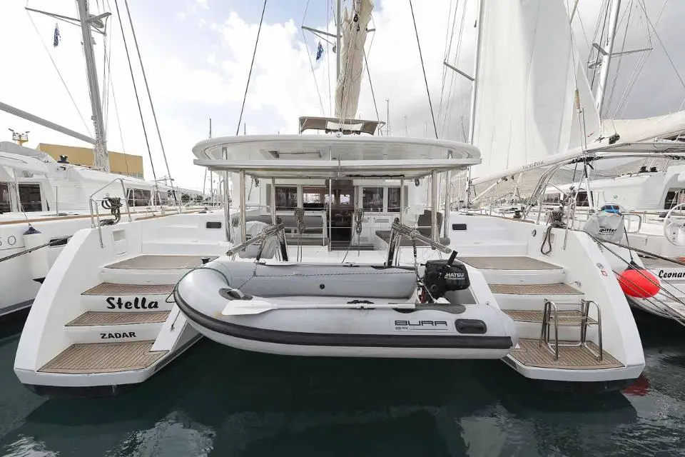 Lagoon 450 F Stella in Marina Hramina, Murter