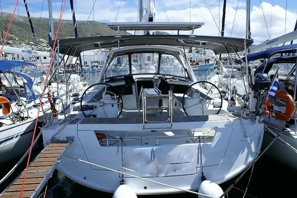 Oceanis 48 Dima I in Skiathos