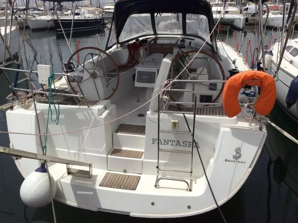 Oceanis 43 Fantasea in Athens, Alimos marina
