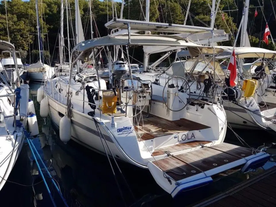 Bavaria Cruiser 40 Lola in Volos