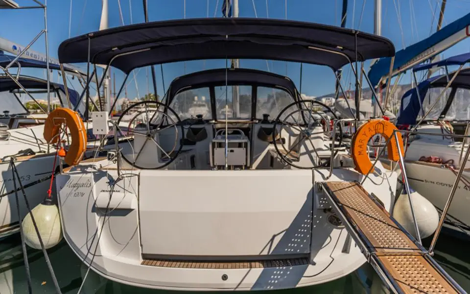 Sun Odyssey 519 Maryalis in Athens, Alimos marina