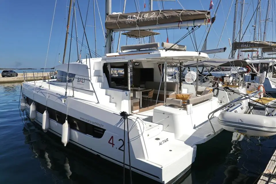 Bali 4.2 Altair in Marina Kornati, Biograd