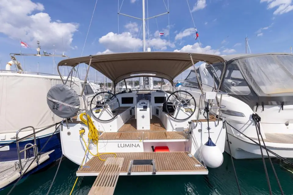 Sun Odyssey 410 Lumina in Marina Kornati, Biograd