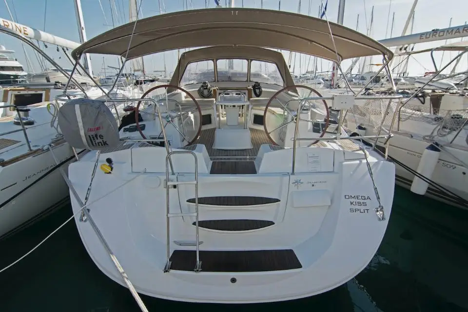 Jeanneau 53 Omega Kiss in Dubrovnik, Komolac, ACI Marina Dubrovnik