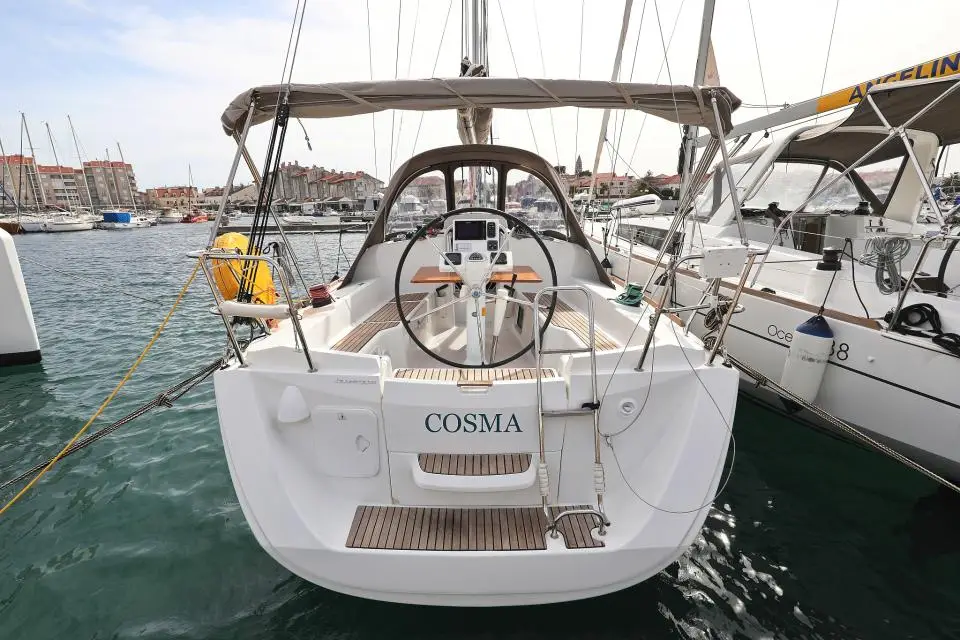 Sun Odyssey 33i Cosma in Marina Šangulin, Biograd
