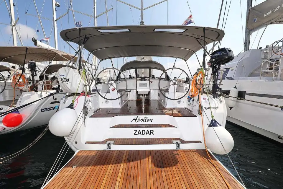 Bavaria Cruiser 46 Apollon in Murter, ACI Marina Jezera