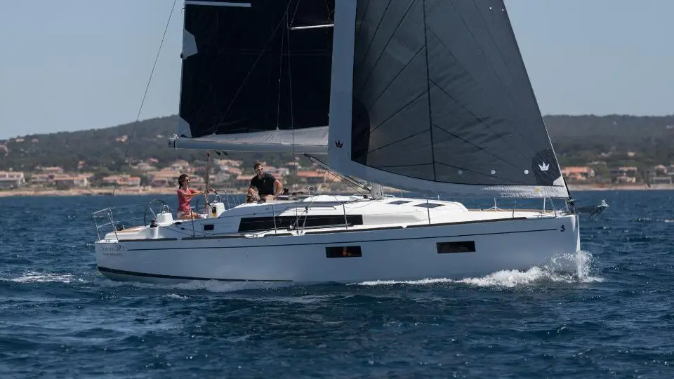 Oceanis 38.1 Maja in Marina Tehnomont Veruda, Pula
