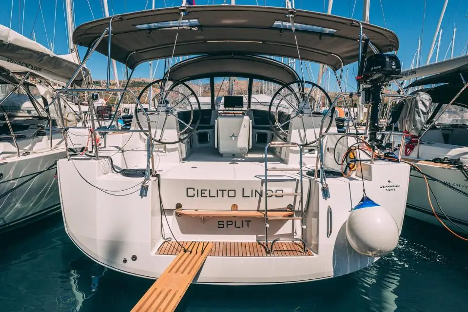 Jeanneau 54 Cielito Lindo in Trogir, Yachtclub Seget (Marina Baotić)