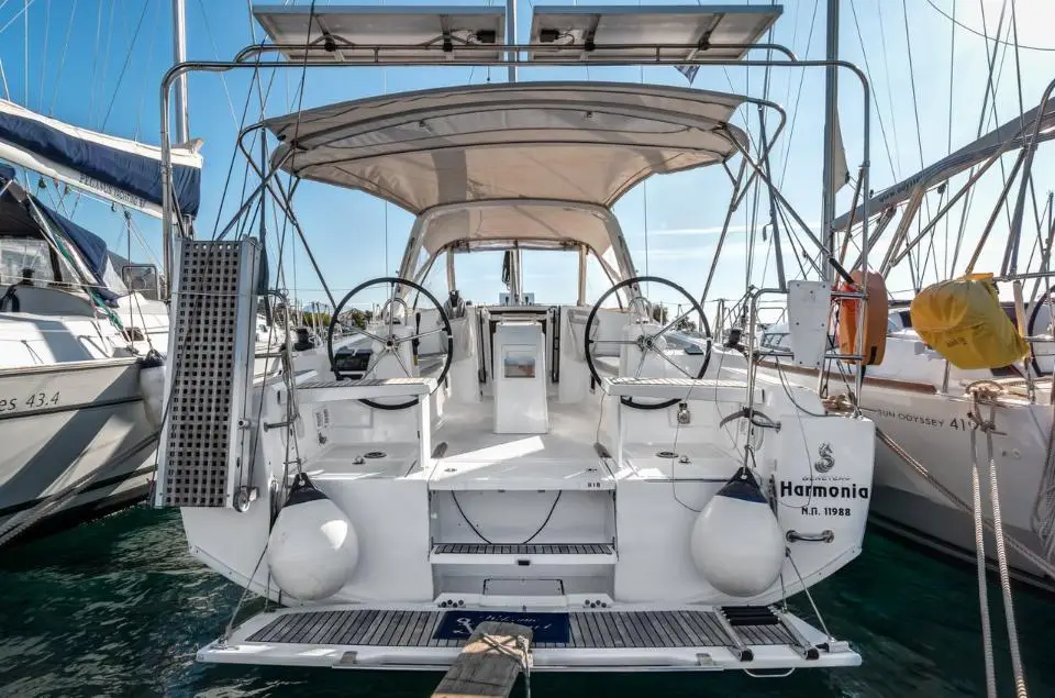 Oceanis 38.1 Harmonia in Corfu, Gouvia Marina