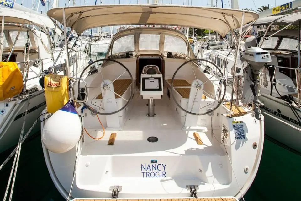 Bavaria Cruiser 37 Nancy in Dubrovnik, Komolac, ACI Marina Dubrovnik