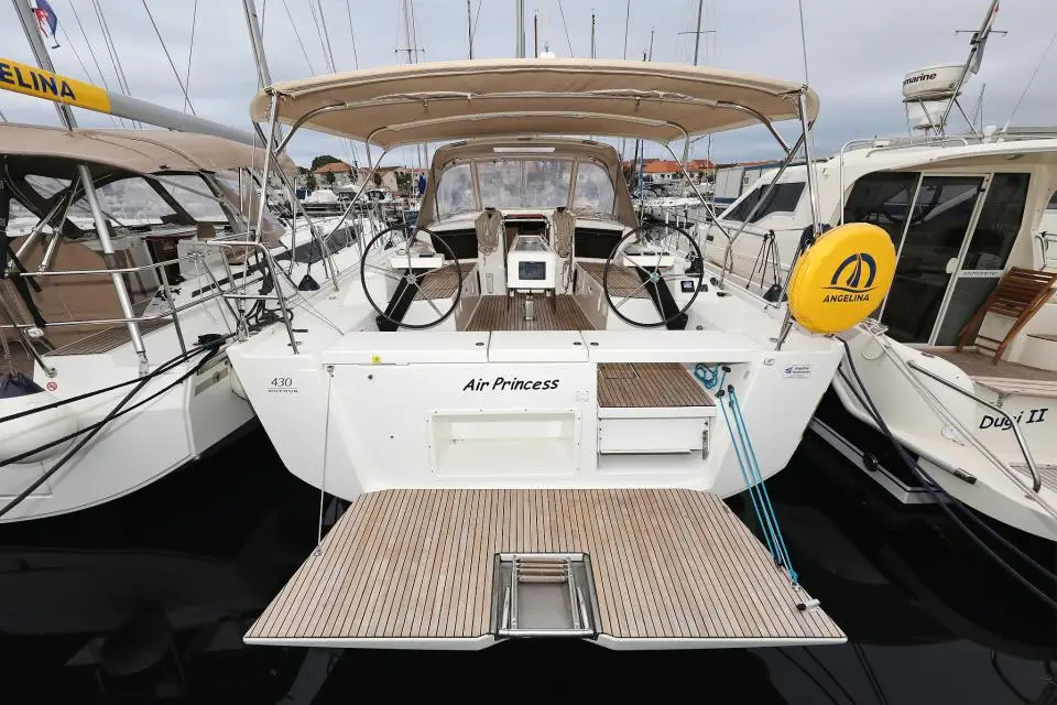 Dufour 430 GL Air Princess in Marina Šangulin, Biograd
