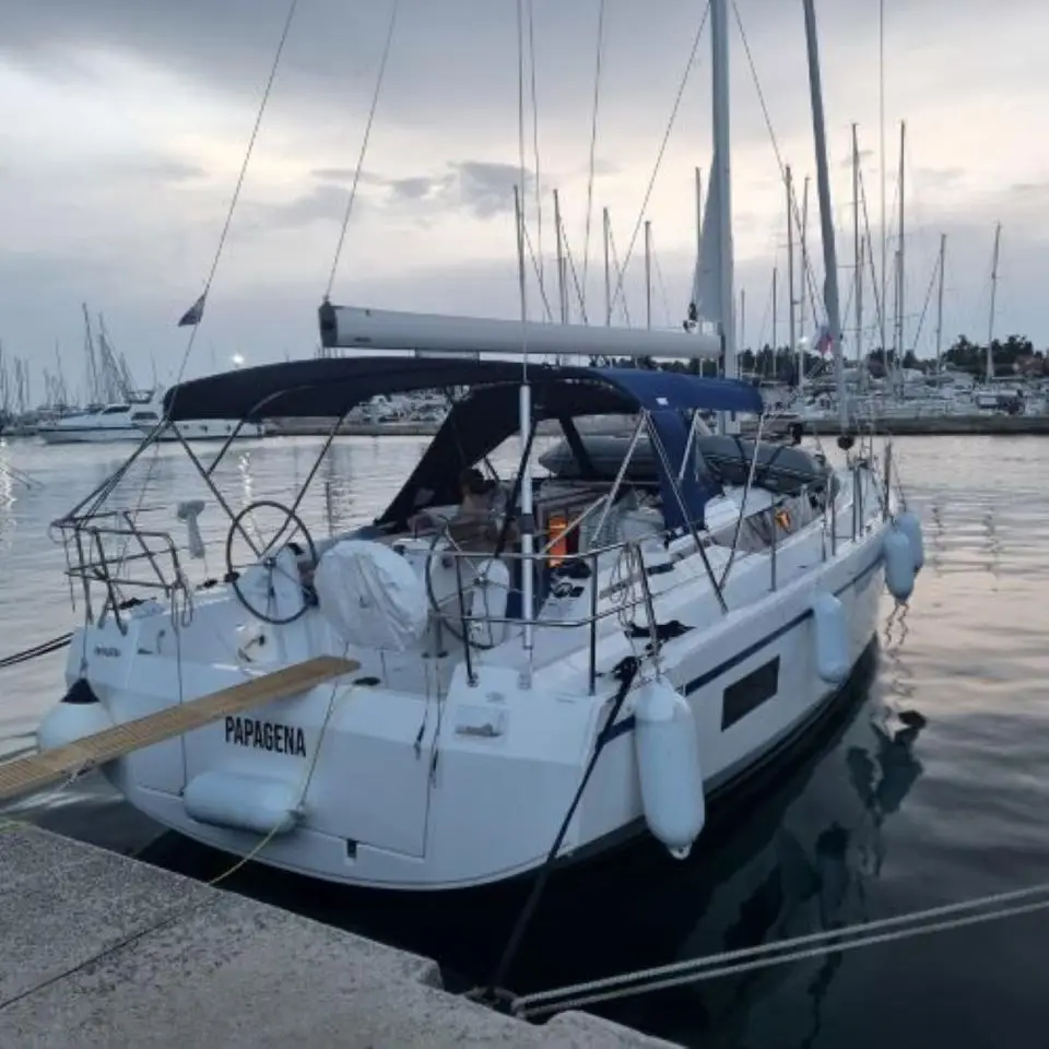 Bavaria C38 Papagena in ACI Marina Trogir