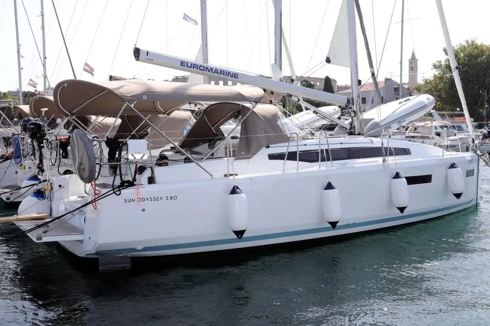 Sun Odyssey 380 Red Kiss in ACI Marina Pula