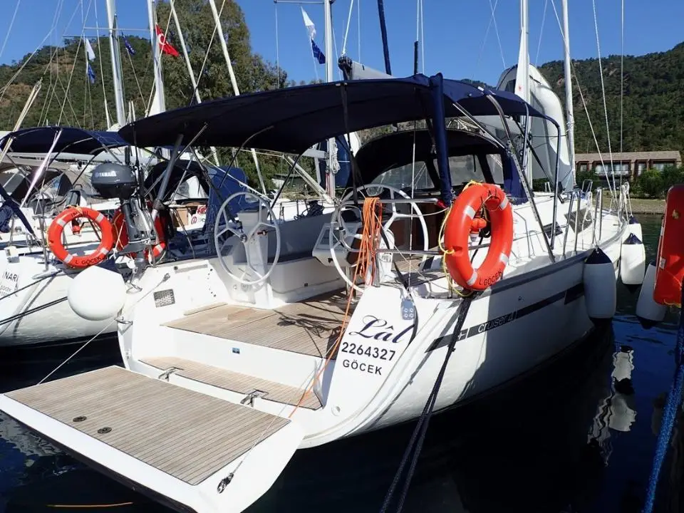 Bavaria Cruiser 41 Lal in Setur Göcek Village Port