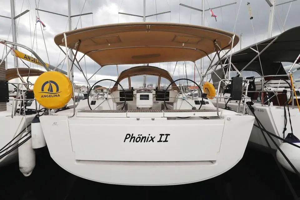 Dufour 412 GL Phonix II in Marina Šangulin, Biograd