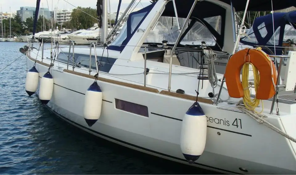 Oceanis 41 Ecstasea in Athens, Alimos marina