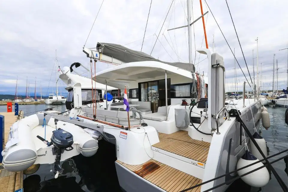 Excess 14 Windhunter in Marina Pirovac