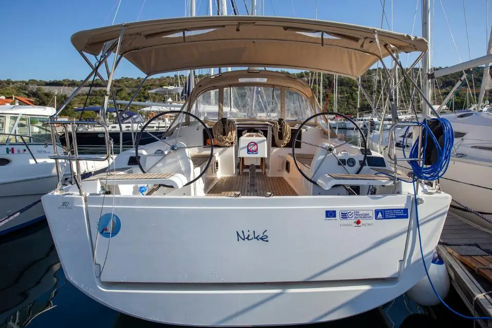 Dufour 382 GL Niké in Pula, Marina Polesana