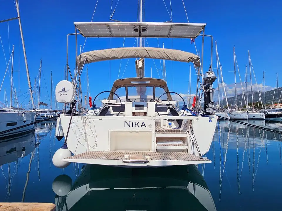 Dufour 390 GL Nika in Marina Kastela