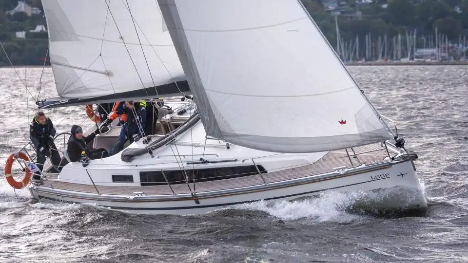 Bavaria Cruiser 34 Loop in Marina Flensburg Sonwik