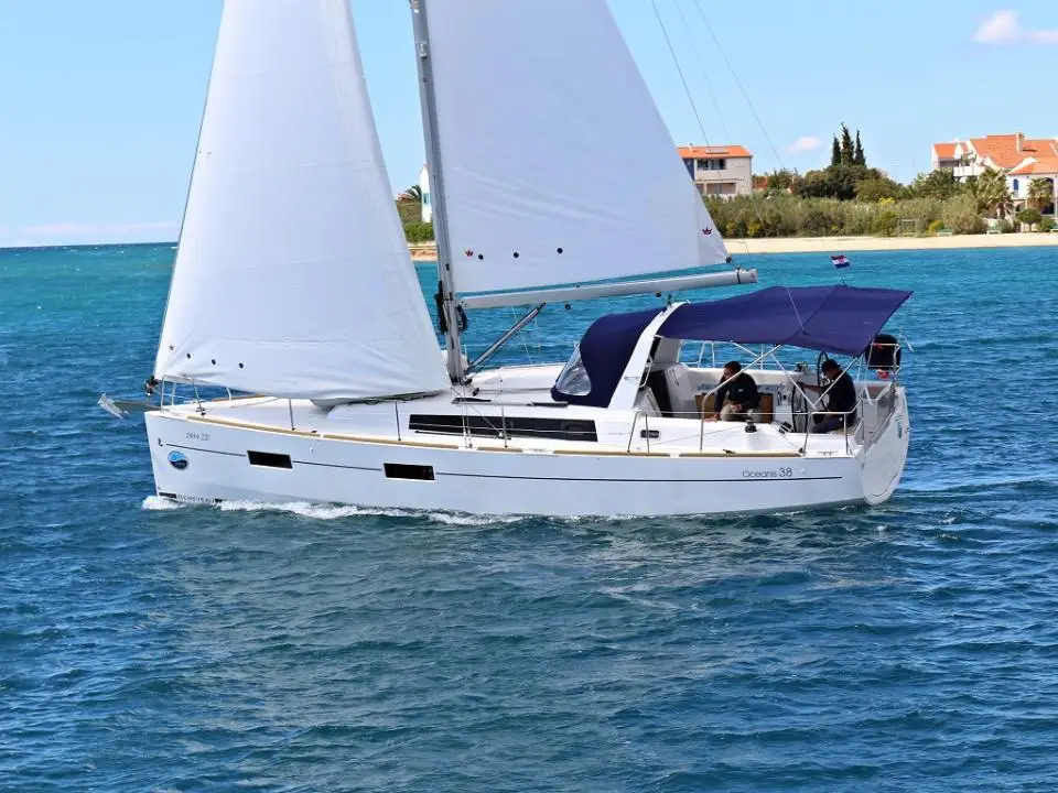 Oceanis 38.1 Elsa in Sukosan, D-Marin Dalmacija Marina