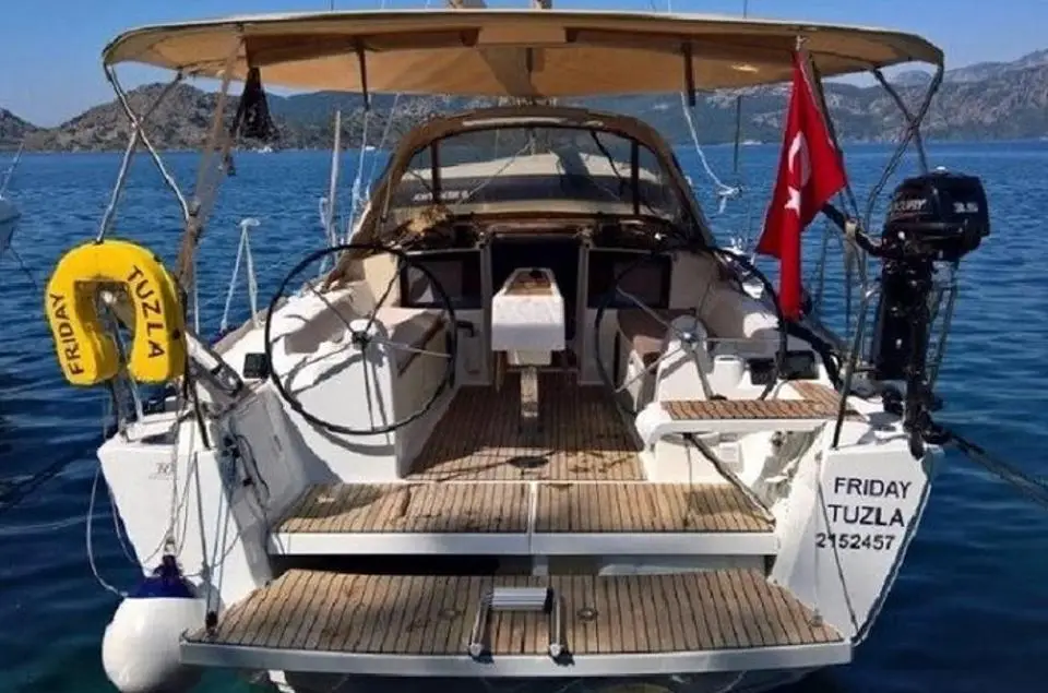 Dufour 350 GL Friday in Fethiye, Yacht Classic Hotel Marina