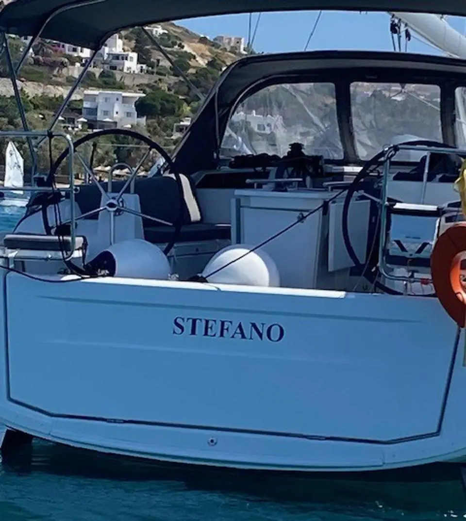 Oceanis 40.1 Stefano in Paros, Paroikia Marina
