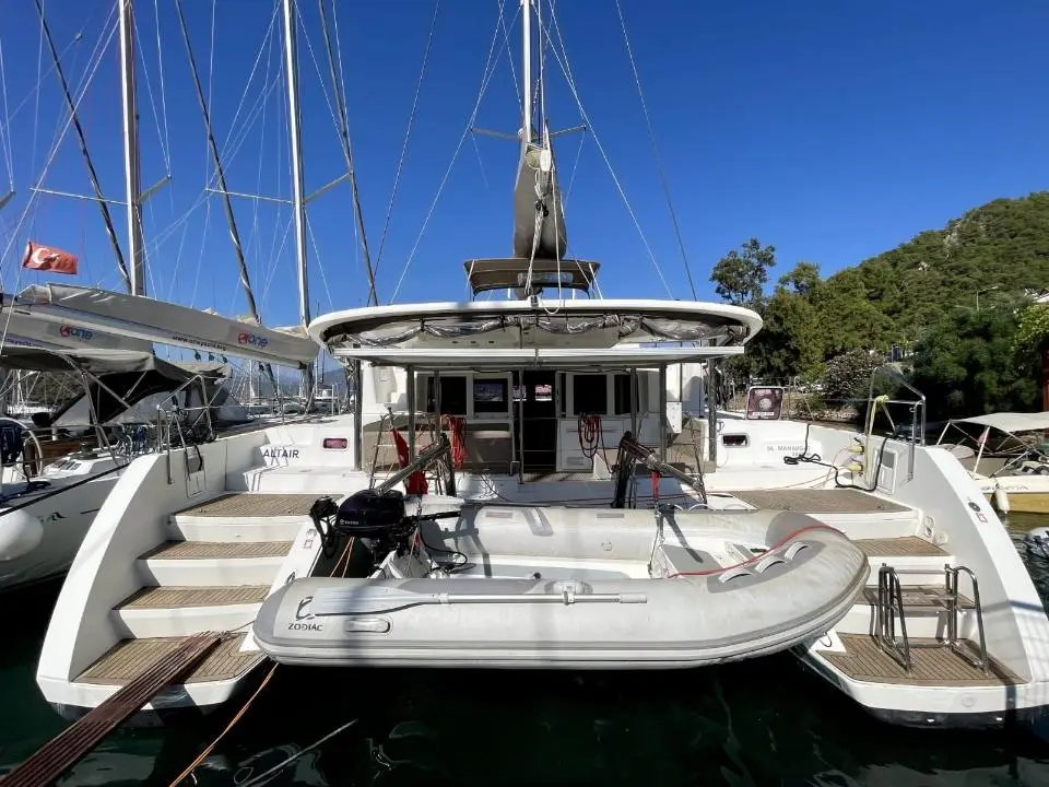 Lagoon 450 F Altair in Athens, Alimos marina