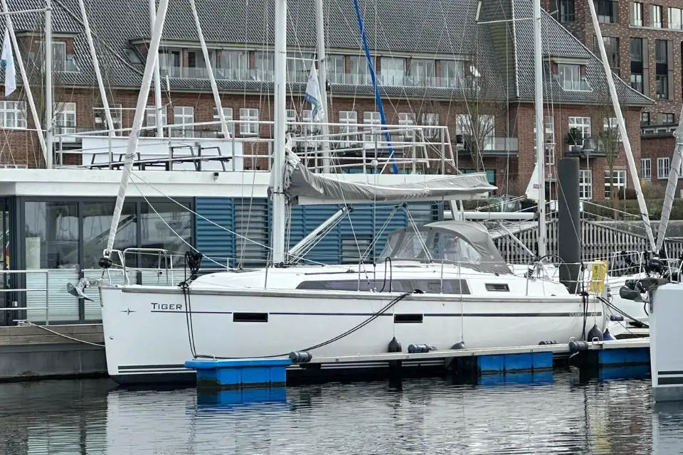 Bavaria Cruiser 37 Tiger in Marina Flensburg Sonwik