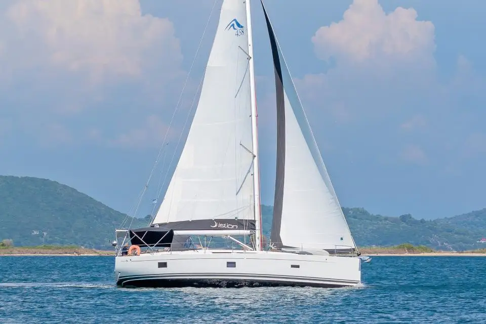 Hanse 458 Euphoria in Lefkas main port