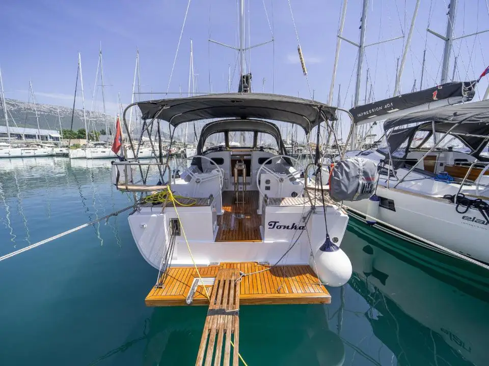 Elan Impression 40.1 Tonka in Marina Kastela